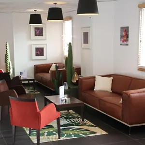 Kyriad Sud Hotel